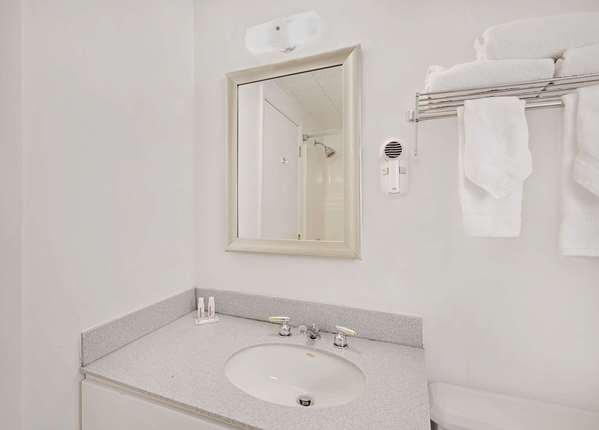  - Days Inn Bar Harbor