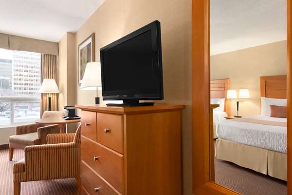  - Days Inn Edmonton