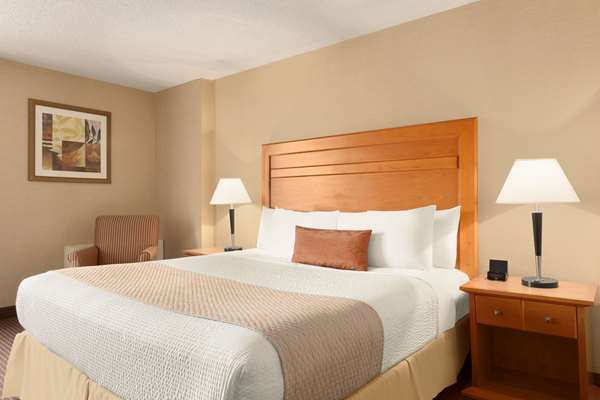  - Days Inn Edmonton