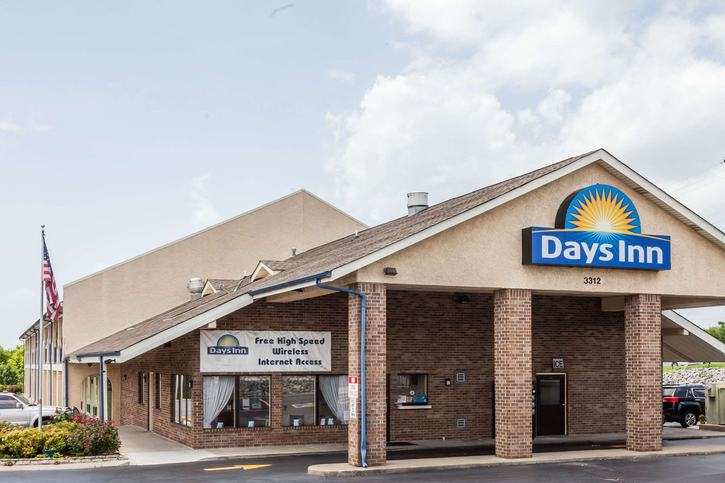 Welcome to the Days Inn Nashville North Opryland Grand Ole Opry Area | Days Inn by Wyndham Nashville North/Opryland Area