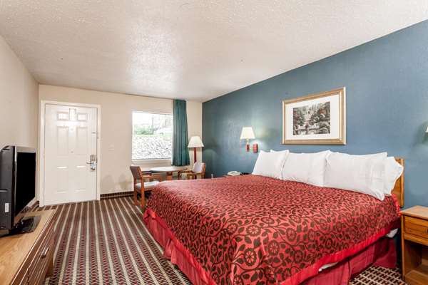  - Days Inn Opryland North Nashville - I-65, Exit 90