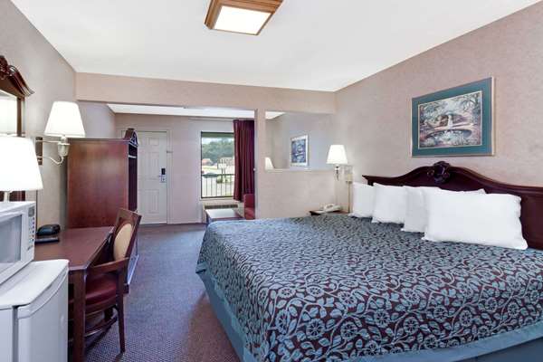 Suite - Days Inn Morristown
