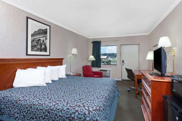  - Days Inn Morristown