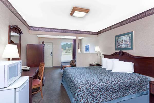  - Days Inn Morristown