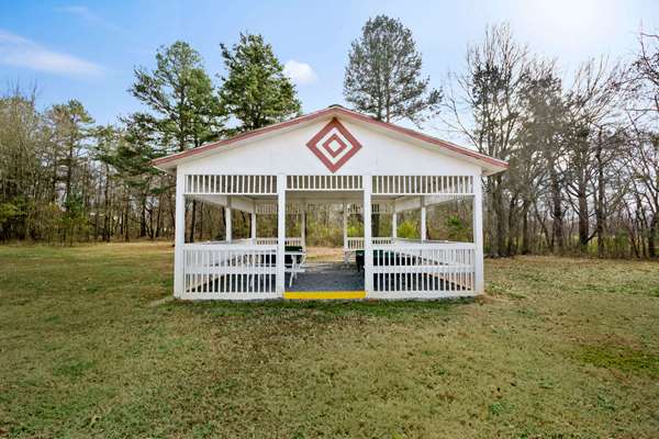 Exterior view - Days Inn Shelby