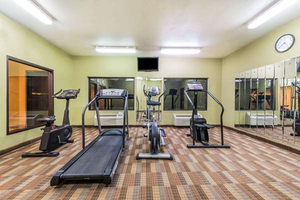 Fitness/ Exercise Room - Super 8 Hotel North Fort Worth - I-820, Exit 18