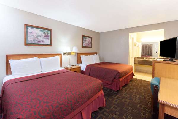  - Days Inn Northwest Oklahoma City - I-44, Exit 124