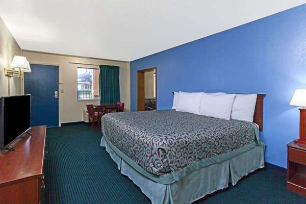  - Days Inn Northwest Oklahoma City - I-44, Exit 124