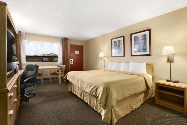  - Days Inn Northwest Oklahoma City - I-44, Exit 124