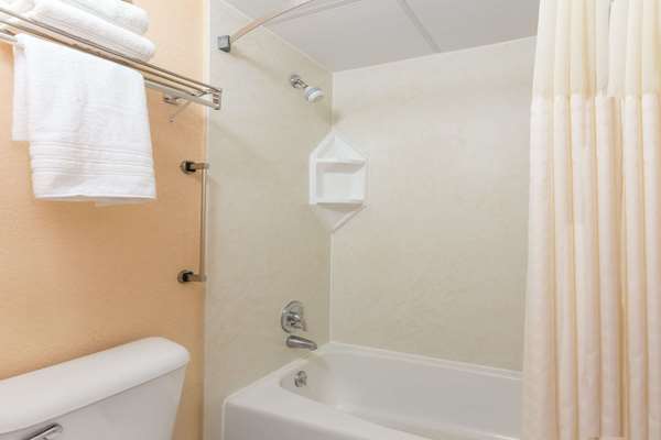  - Days Inn Waycross
