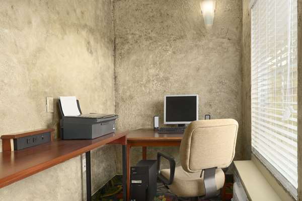 Conference Area - Days Inn Brunswick - I-95, Exit 36