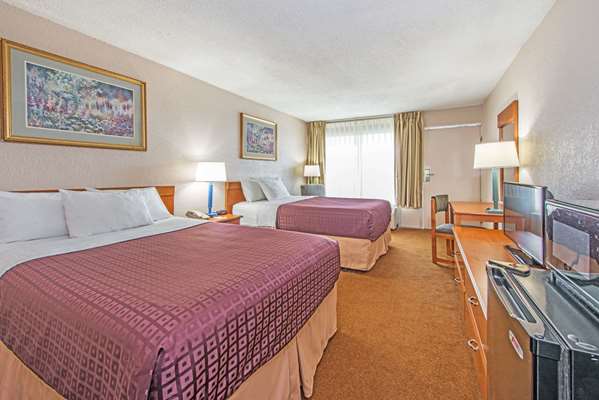  - Days Inn Elizabethtown - I-65, Exit 94