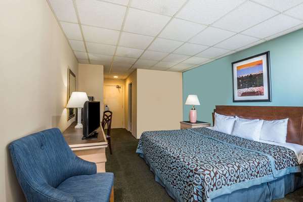  - Days Inn Oceanfront Atlantic City