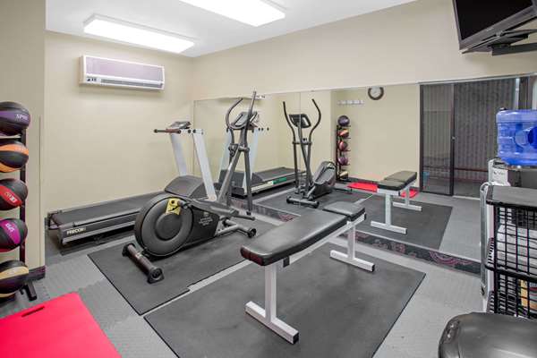 Fitness/ Exercise Room - Days Inn Windsor - I-39, I-90 & I-94, Exit 131