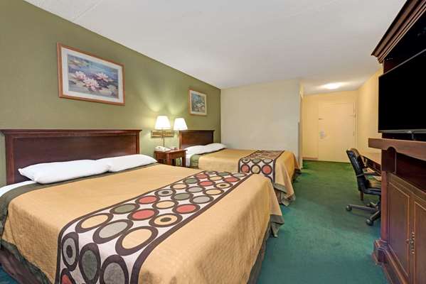  - Super 8 Hotel South Indianapolis - I-74 & I-465, Exit 2