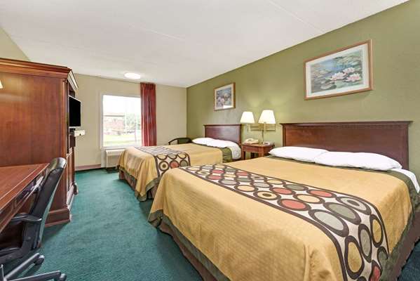  - Super 8 Hotel South Indianapolis - I-74 & I-465, Exit 2