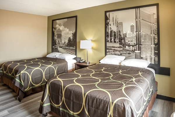  - Super 8 Hotel South Indianapolis - I-74 & I-465, Exit 2