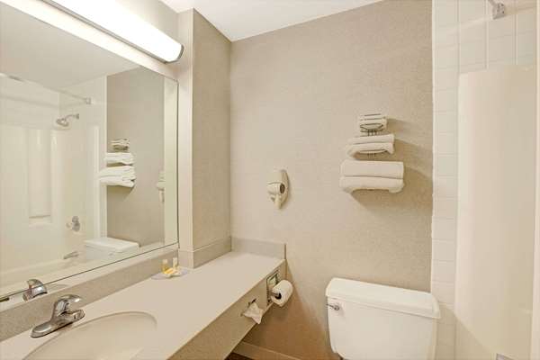 - Days Inn Parsippany