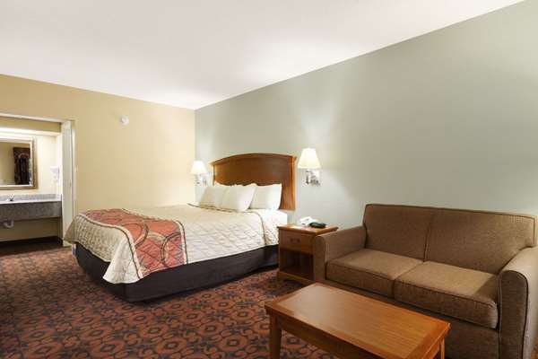  - Days Inn Roanoke Rapids Road Weldon - I-95, Exit 173