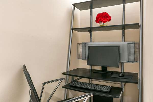 Conference Area - Days Inn Roanoke Rapids Road Weldon - I-95, Exit 173