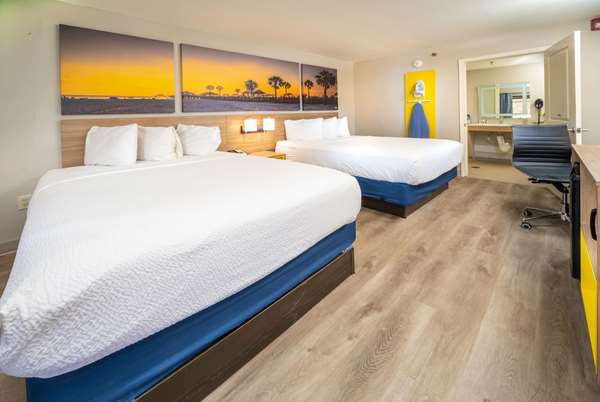  - Days Inn Stone Mountain