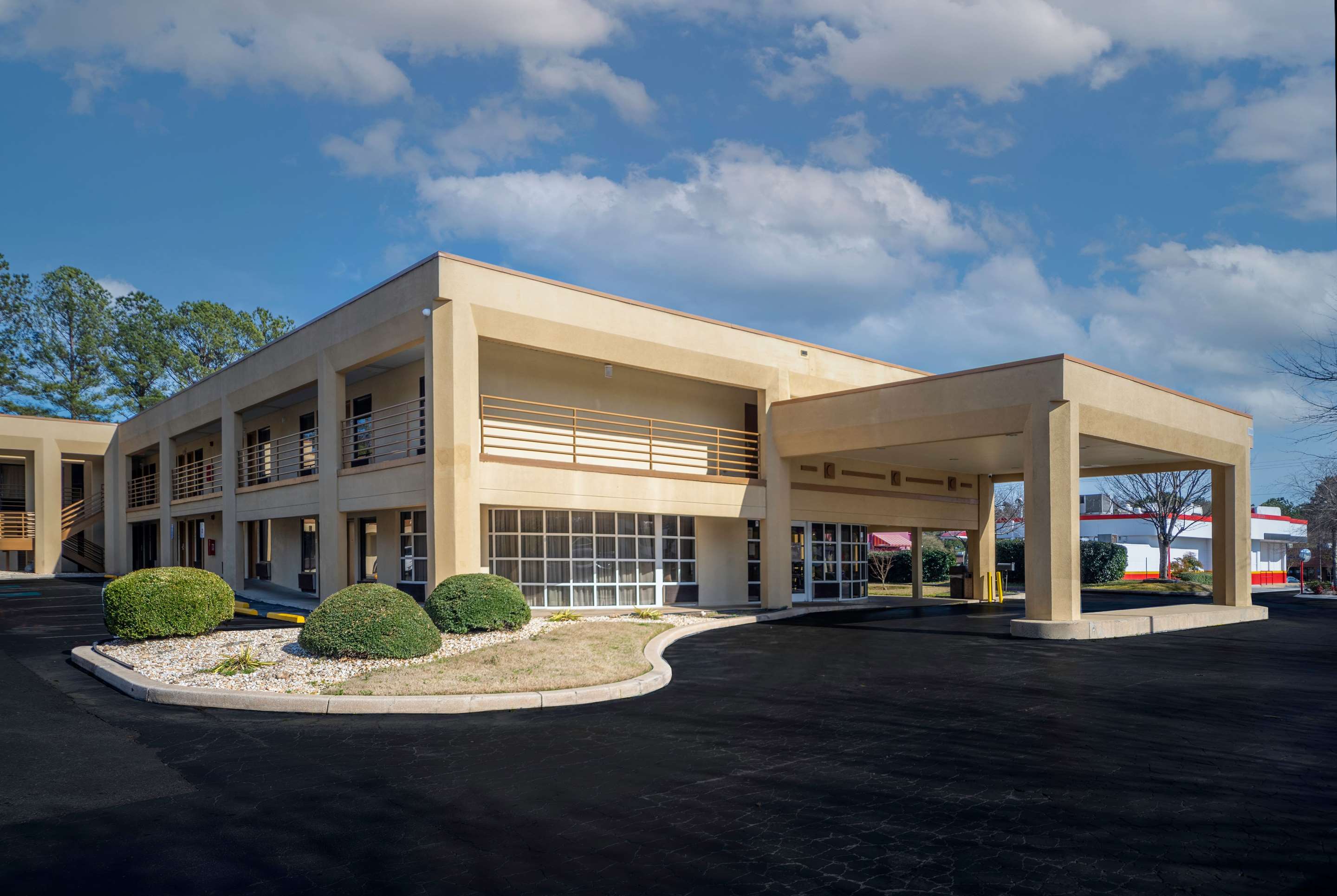 Exterior | Days Inn by Wyndham Atlanta Stone Mountain