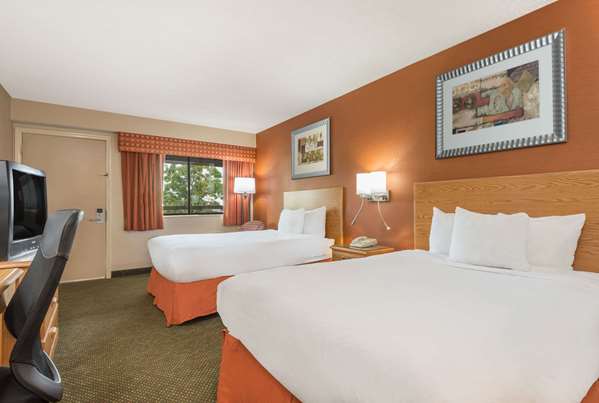  - Days Inn Fairgrounds Columbus - I-71, Exit 111