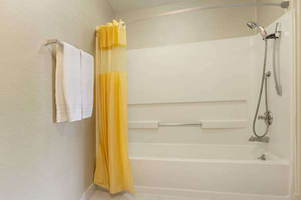  - Days Inn Fairgrounds Columbus - I-71, Exit 111