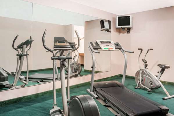 Fitness/ Exercise Room - Knights Inn Wabash