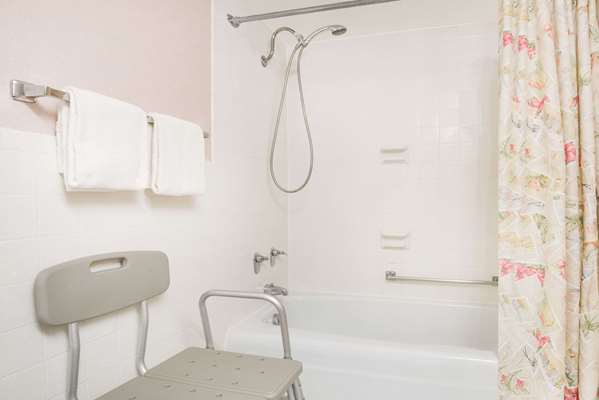  - Knights Inn Wabash