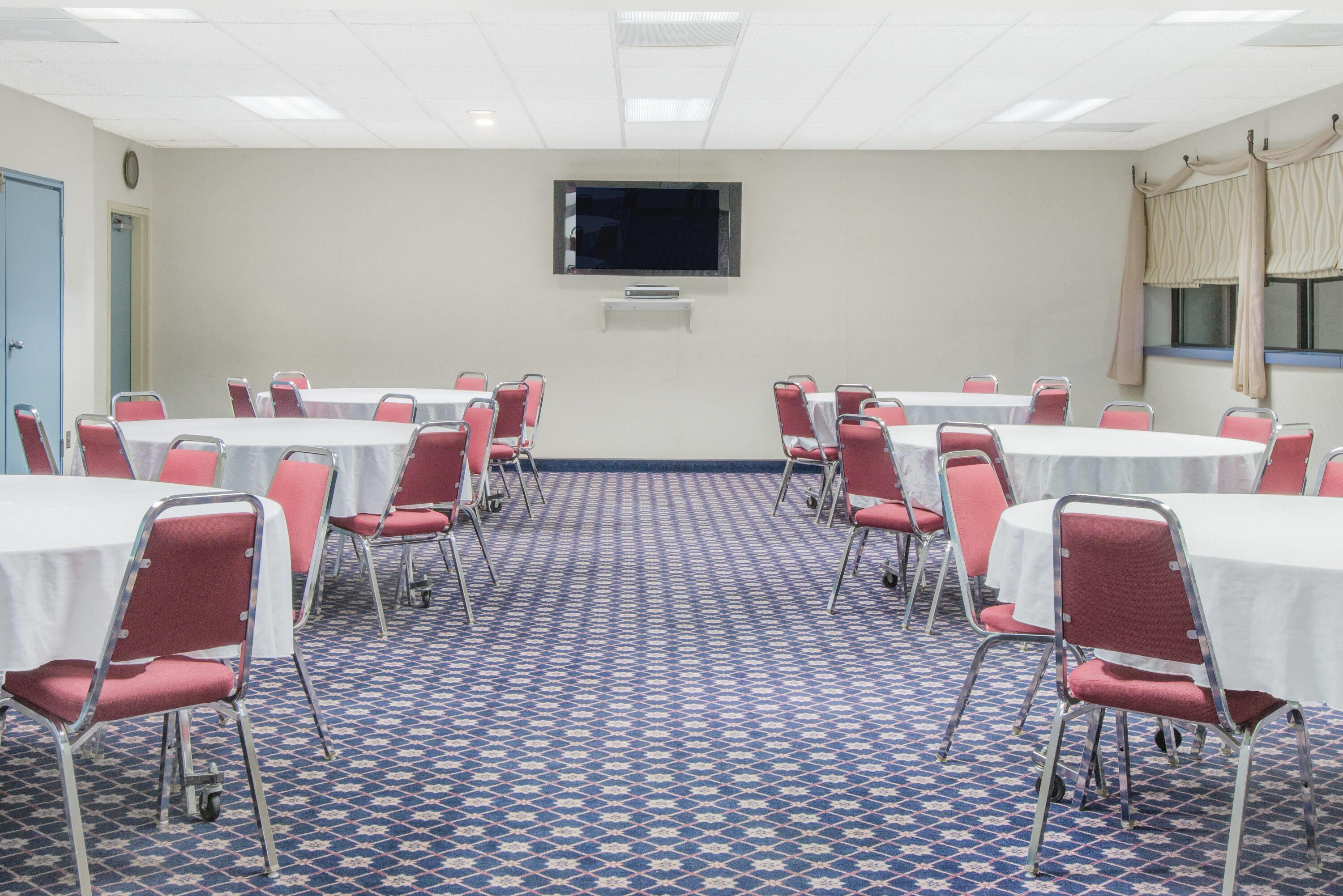 Meeting Room | Days Inn by Wyndham Gettysburg