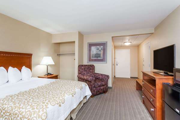  - Days Inn Bradley Airport Windsor Locks