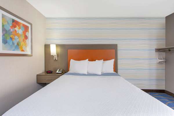  - Days Inn Lanham - I-95 & I-495, Exit 20