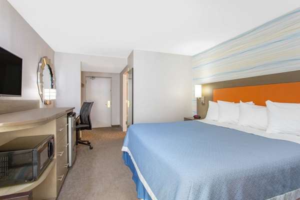  - Days Inn Lanham - I-95 & I-495, Exit 20