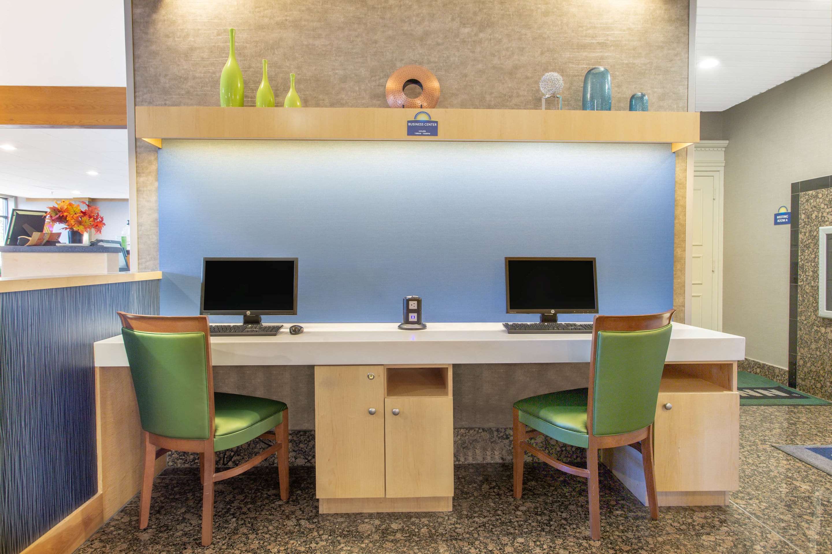 Business Center | Days Inn by Wyndham Lanham Washington DC