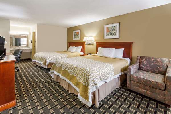 - Days Inn Kent - I-76, Exit 33