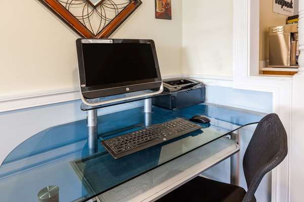 Conference Area - Days Inn Kent - I-76, Exit 33