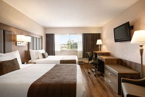  - Days Inn Victoria on the Harbour