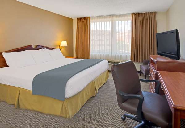  - Days Inn Silver Spring