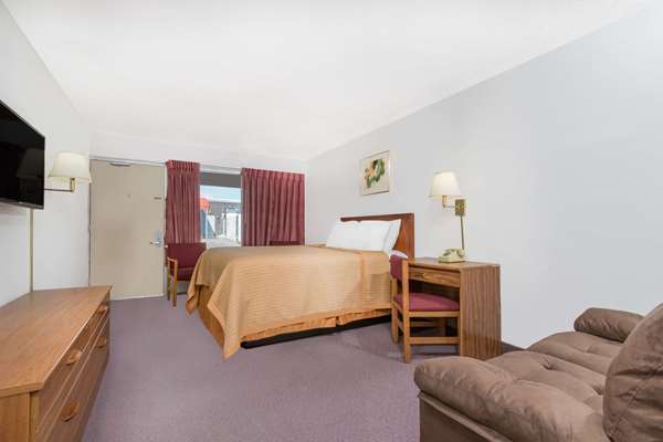  - Days Inn Mt Sterling - I-64, Exit 110