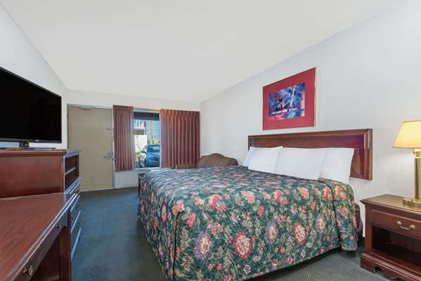  - Days Inn Mt Sterling - I-64, Exit 110