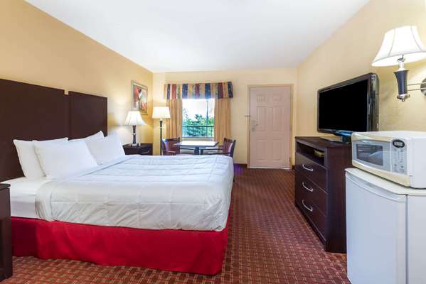  - Days Inn South Lexington - I-75, Exit 104