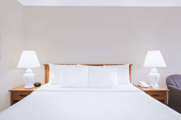  - Days Inn Wytheville - I-77 & I-81, Exit 73