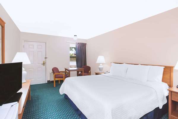  - Days Inn Wytheville - I-77 & I-81, Exit 73