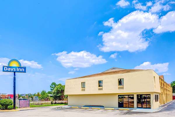 Exterior view - Days Inn Portsmouth Chesapeake