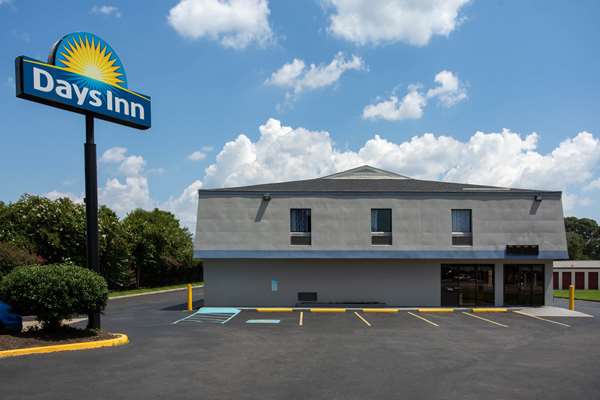 Exterior view - Days Inn Portsmouth Chesapeake