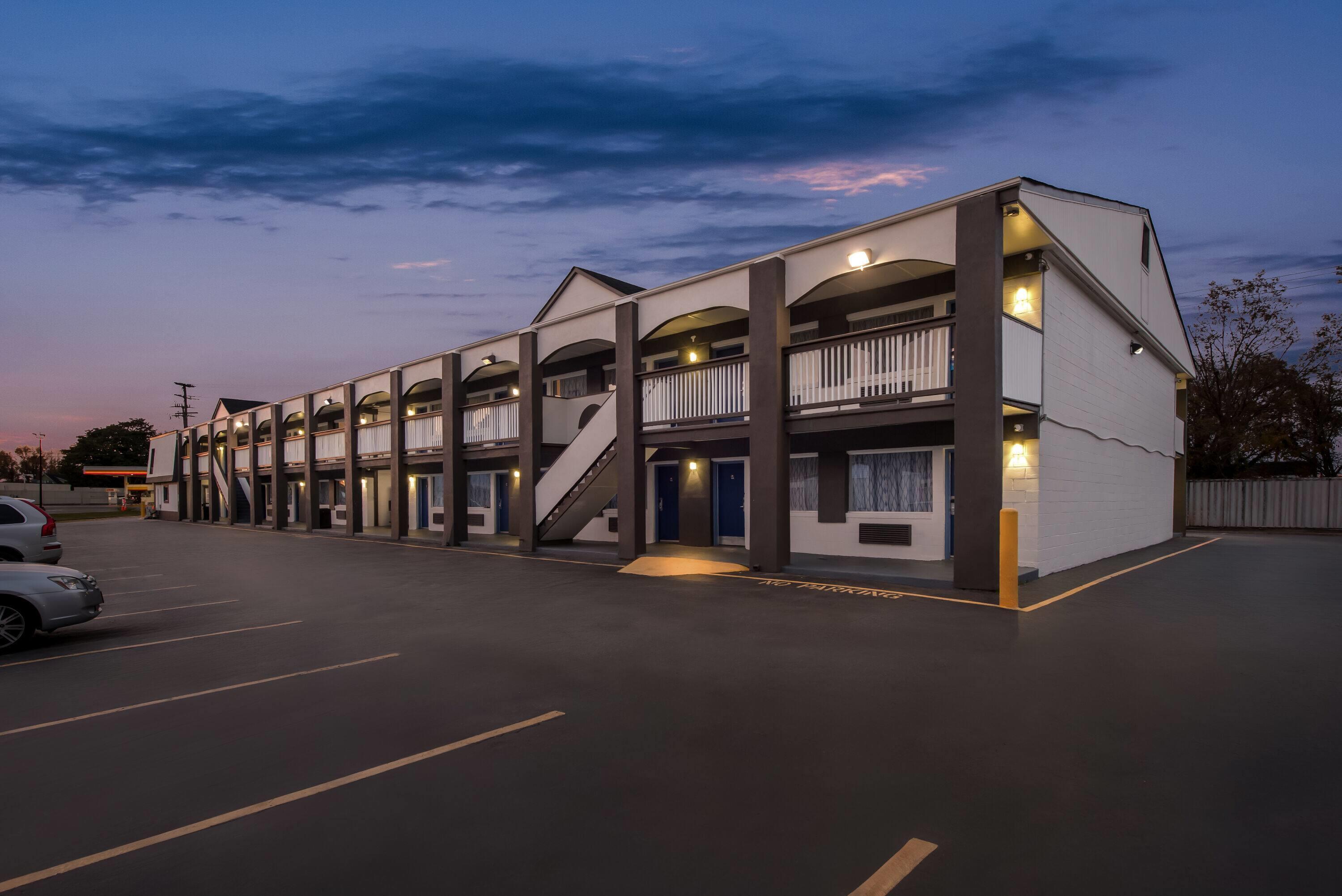 Exterior | Days Inn by Wyndham Chesapeake