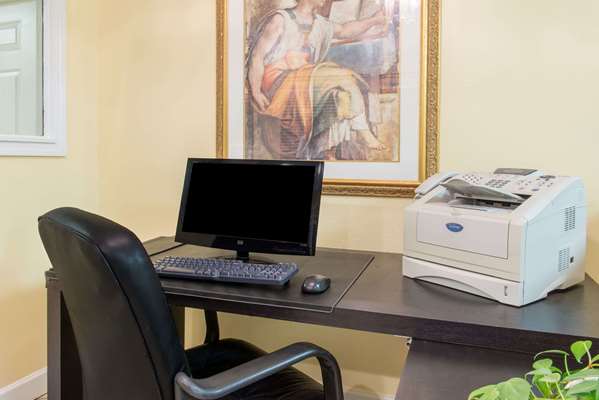 Conference Area - Days Inn Airport North Dayton - I-75, Exit 59