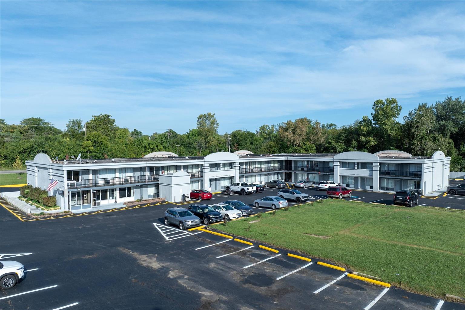 Days Inn & Suites Dayton North