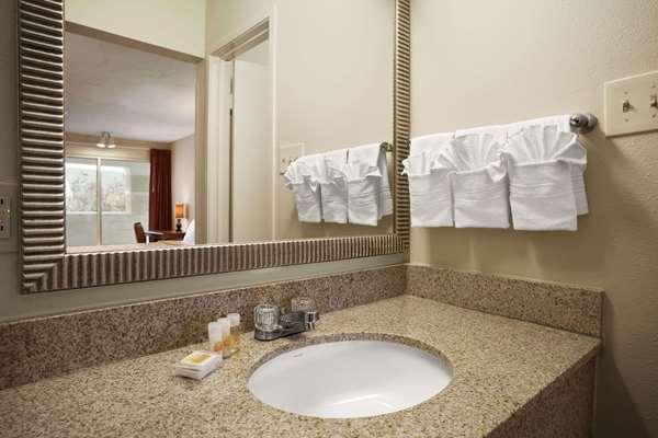  - Days Inn Alexandria - I-395, Exit 3 & 3B
